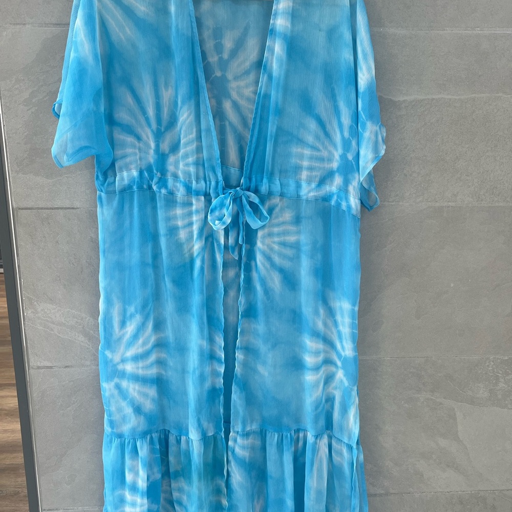 No Boundaries Blue and White Cover-Up